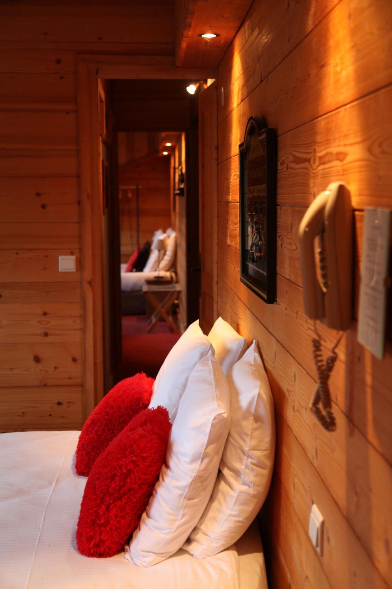 Le Cro-Bidou Hotel Bernex Luaran gambar